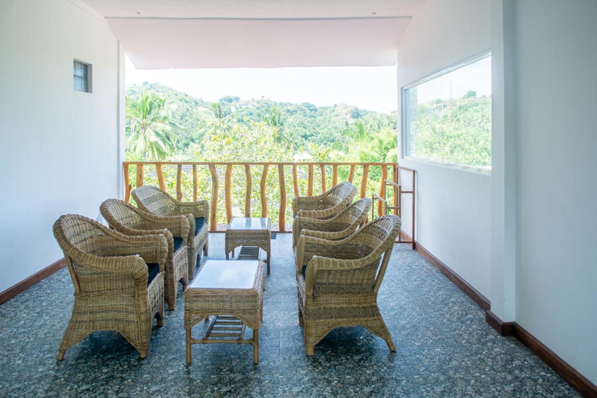 Turtle House Lombok Hotel Kuta  Buitenkant foto